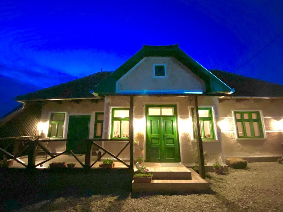 Slow Living Cottage, Dobolii De Sus Esterno foto